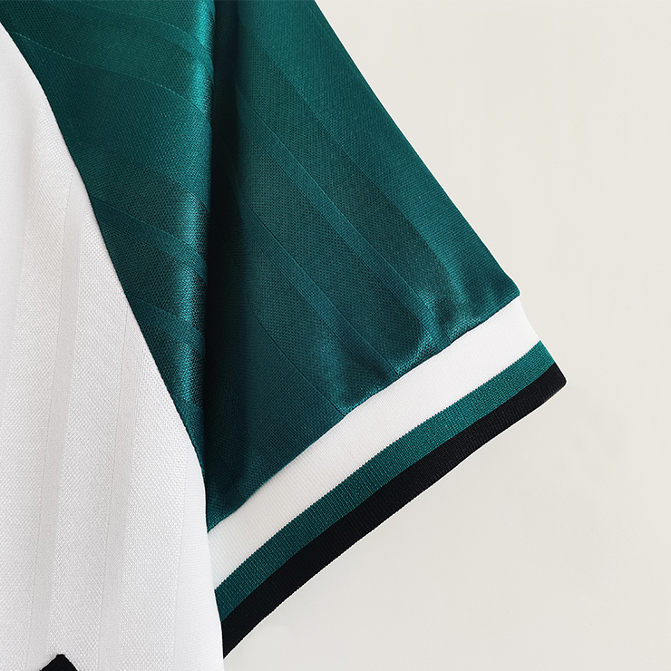 Liverpool Away Jersey Retro 1993/95 - gojersey