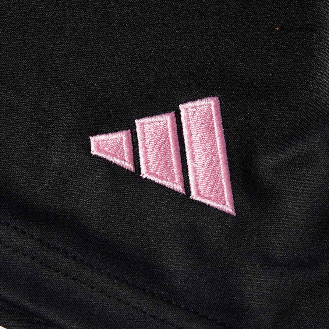 Juventus Home Soccer Shorts 2025/26 - gojersey