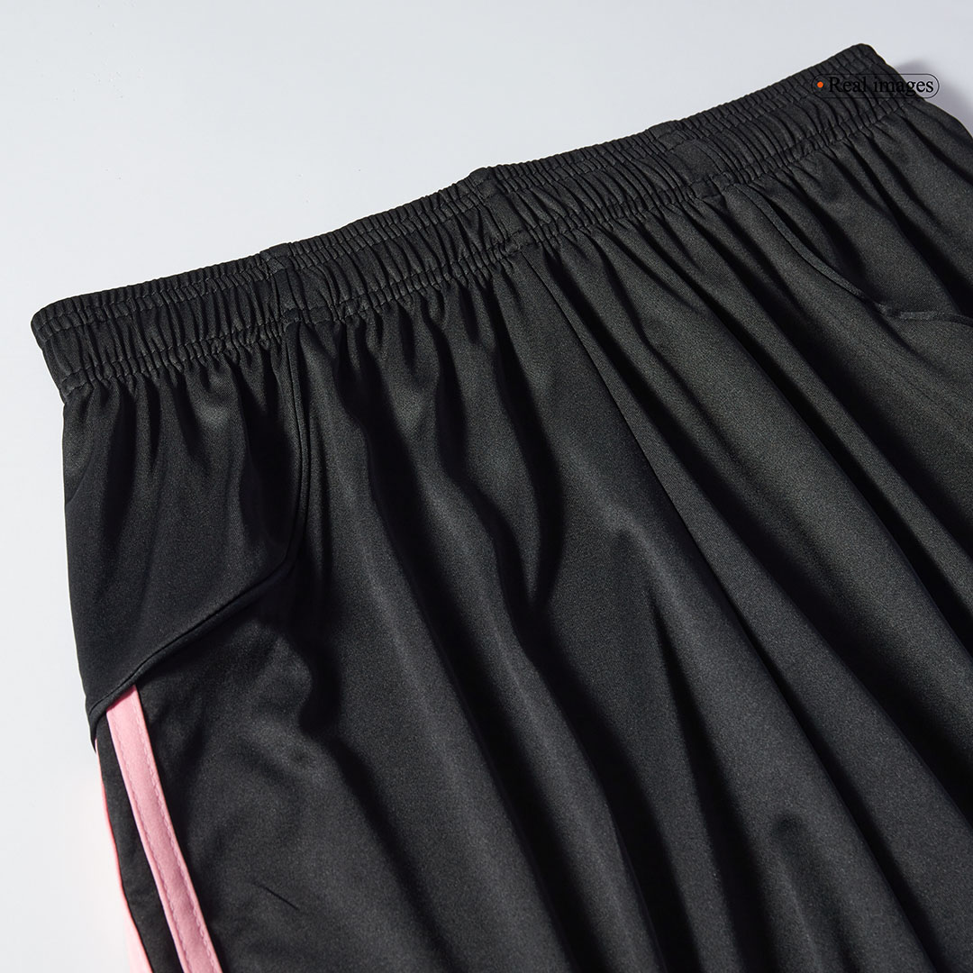 Juventus Home Soccer Shorts 2025/26 - gojersey