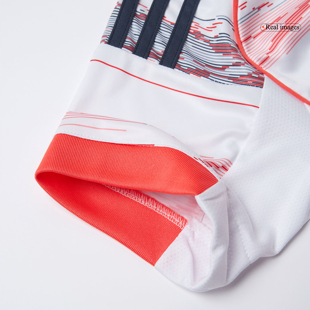 Women's Bayern Munich Away Soccer Jersey 2025/26 White - gojersey