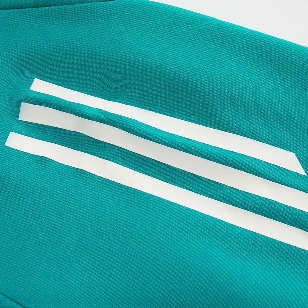 2025/26 Liverpool Sweatshirt Kit  - Green (Top+Pants) - gojersey