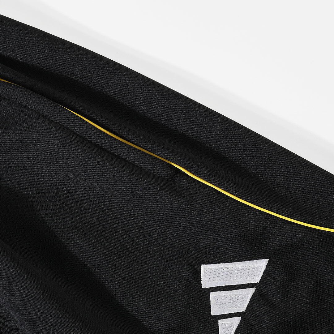 Real Madrid Sweatshirt Kit 2025/26 - Black (Top+Pants) - gojersey