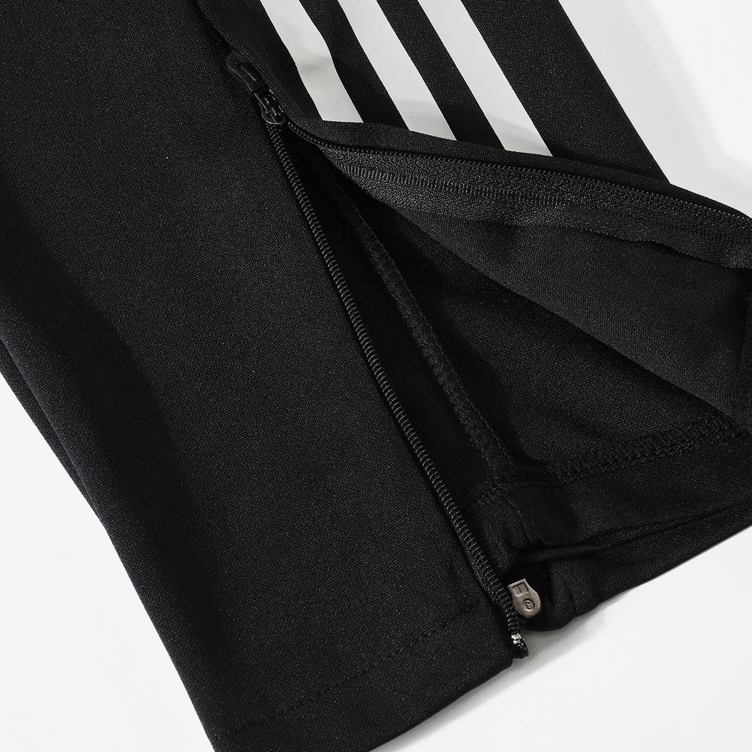 Real Madrid Sweatshirt Kit 2025/26 - White (Top+Pants) - gojersey