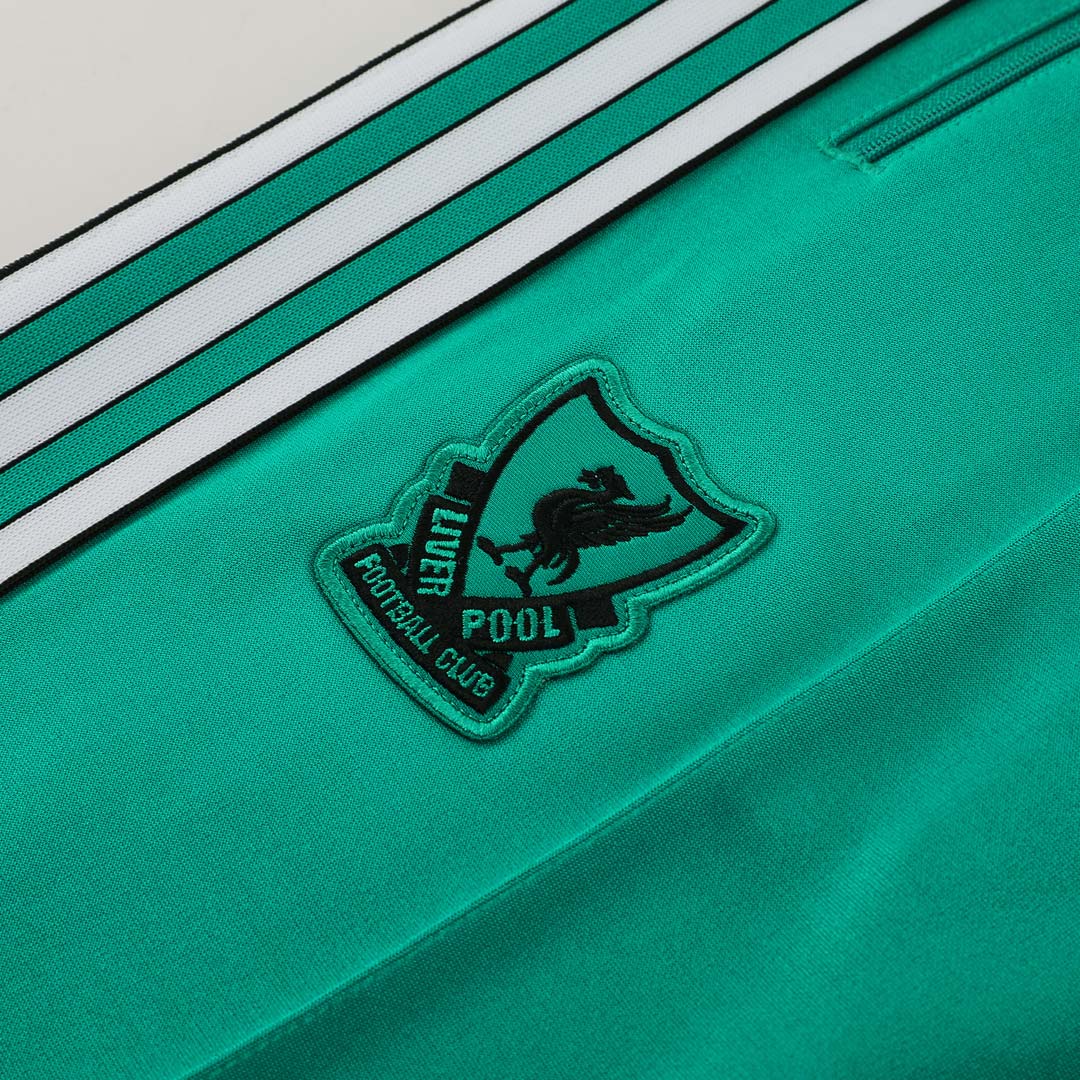 Liverpool Training Kit 2025/26 - Green (Top+Pants) - gojersey