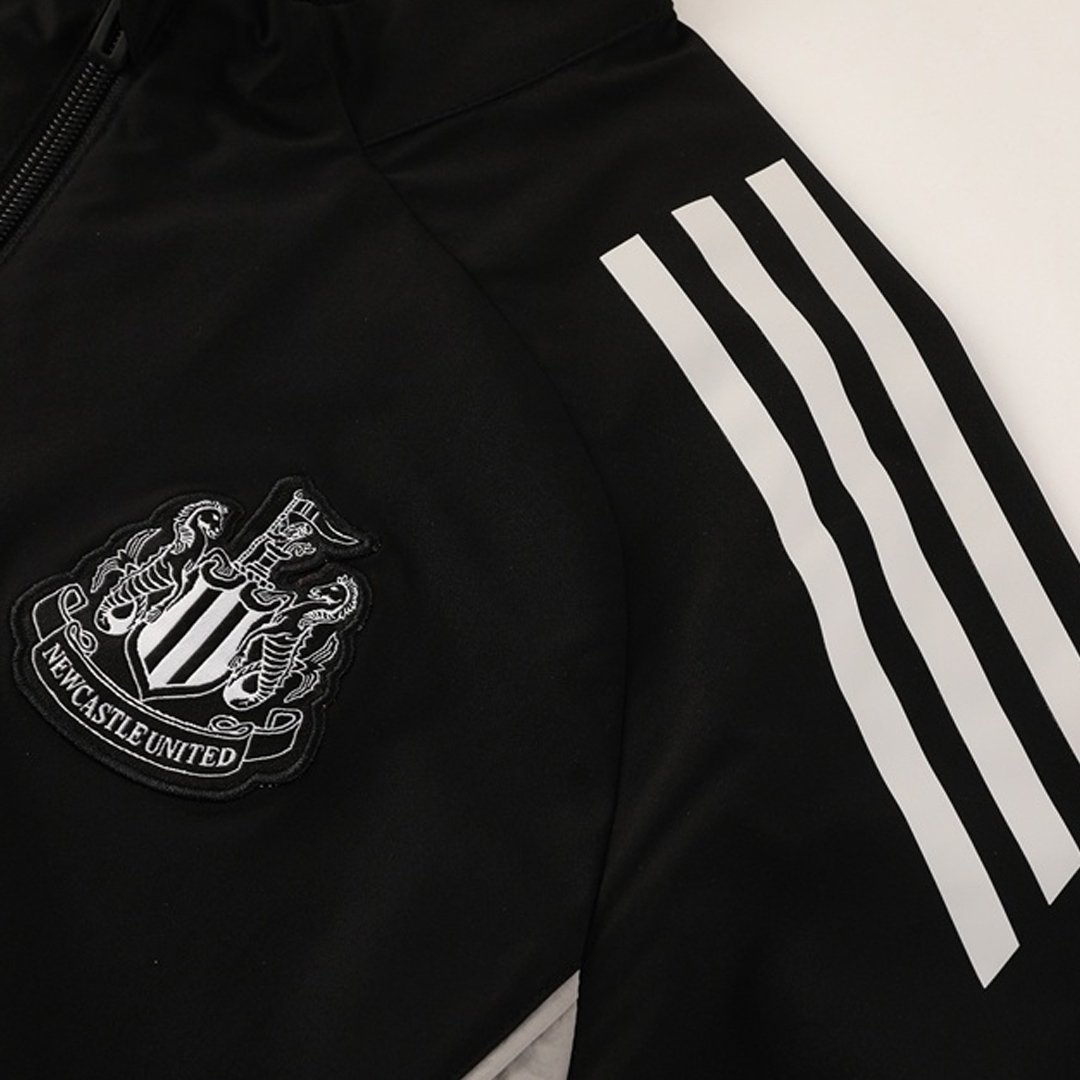 25/26 Newcastle United Windbreaker Jacket Black - gojersey