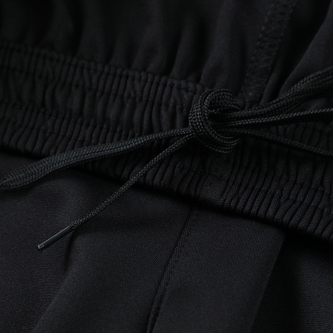 Real Madrid Sweatshirt Kit 2025/26 - Black (Top+Pants) - gojersey